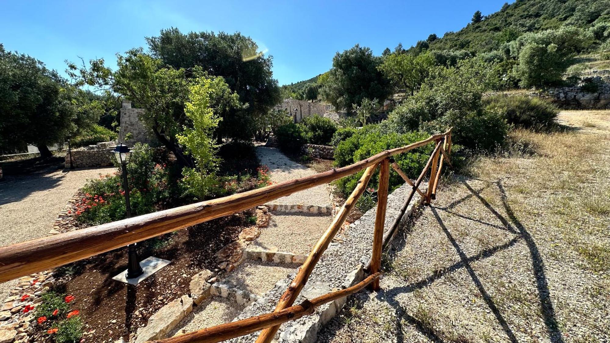Trulli La Zisa Apartment Fasano Bagian luar foto