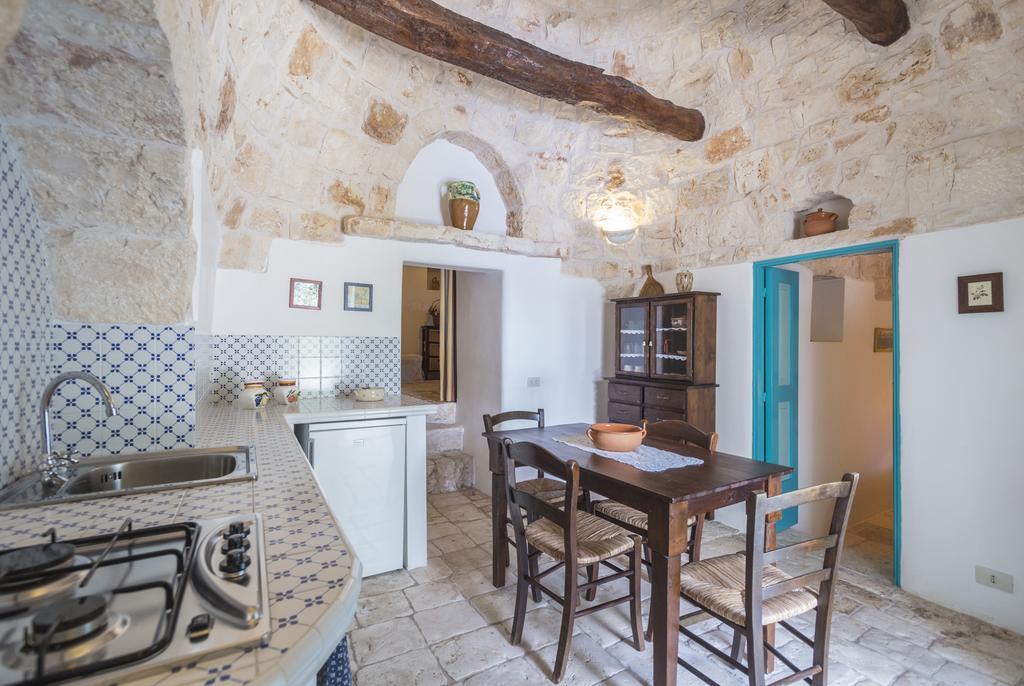 Trulli La Zisa Apartment Fasano Bagian luar foto